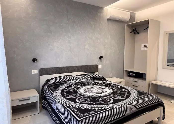 Corte Degli Dei 3* Тропея